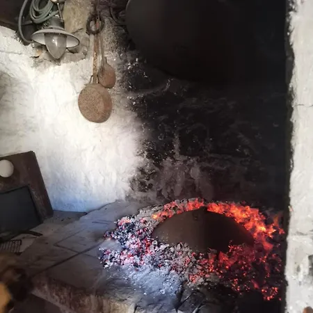Romantic Stone House And Yard Near Stunning * Veliki Drvenik